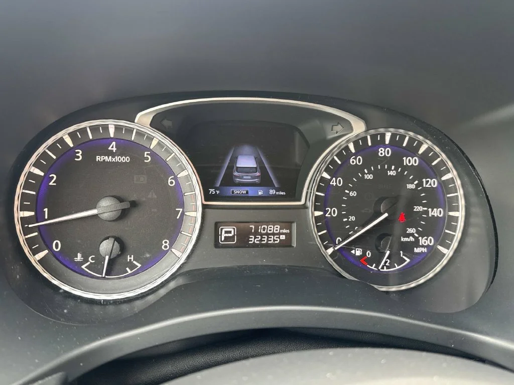 Used 2019 Black INFINITI PURE image 19