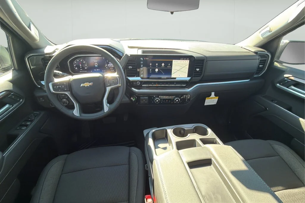 New 2026 Summit White Chevrolet LT (2FL) image 20