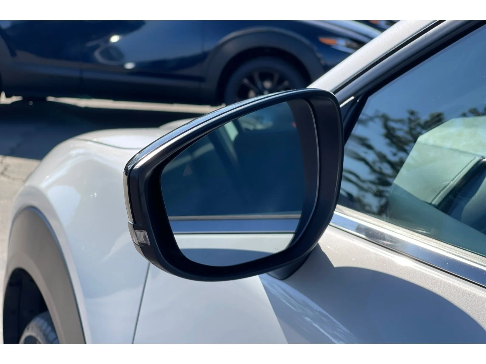 Used 2024 CERAMIC Mazda Select image 52