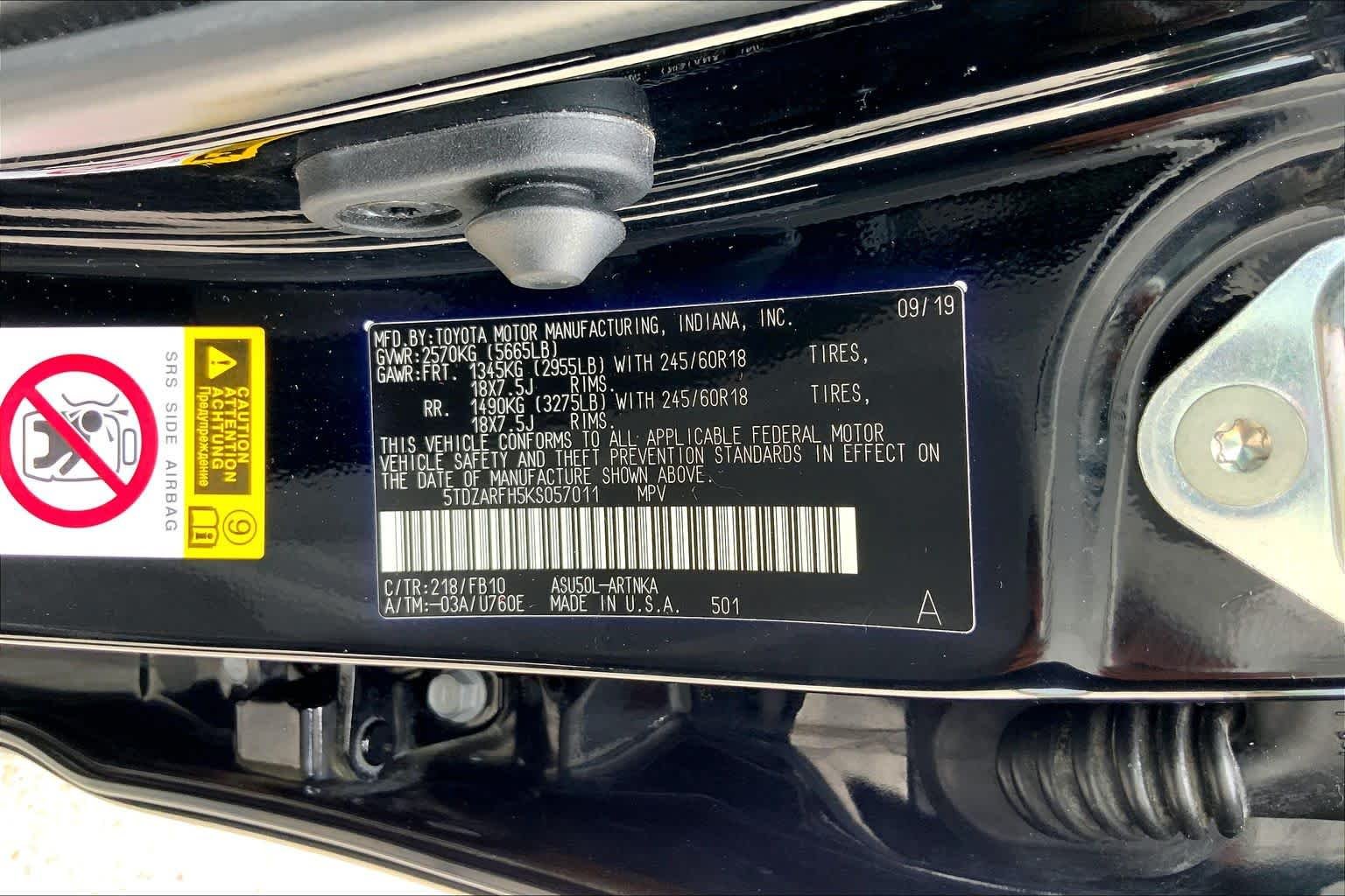 Used 2019 Midnight Black Metallic Toyota LE image 36