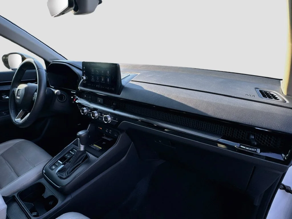 Used 2024 White Honda EX-L image 34