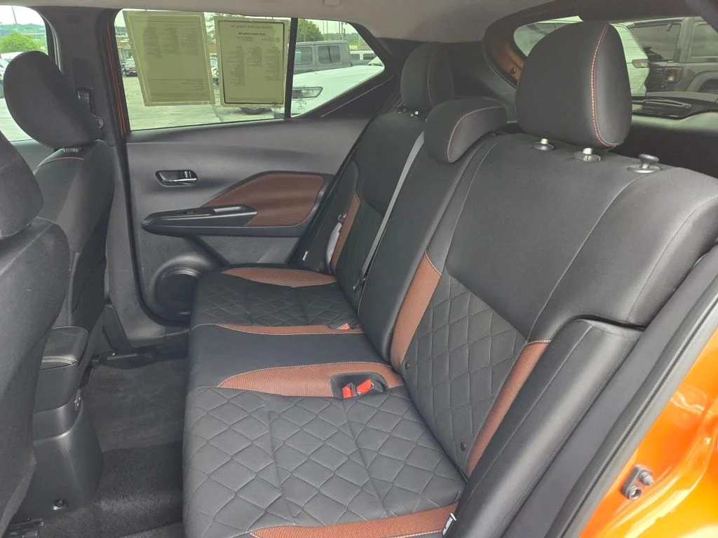Used 2020 Orange Nissan SR image 25