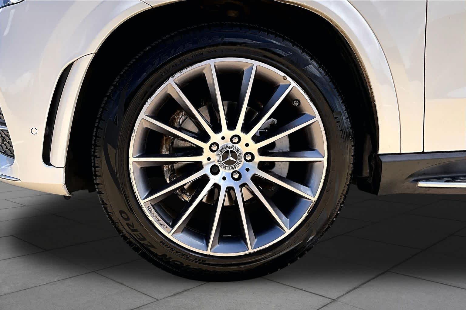 Used 2022 MANUFAKTUR Diamond White Bright Mercedes-Benz GLE 350 image 11