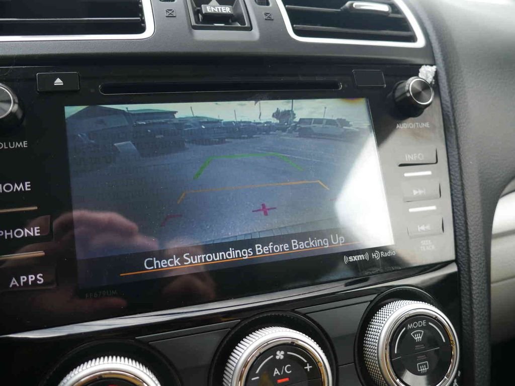 Used 2018 Silver Subaru 2.5i Premium image 28