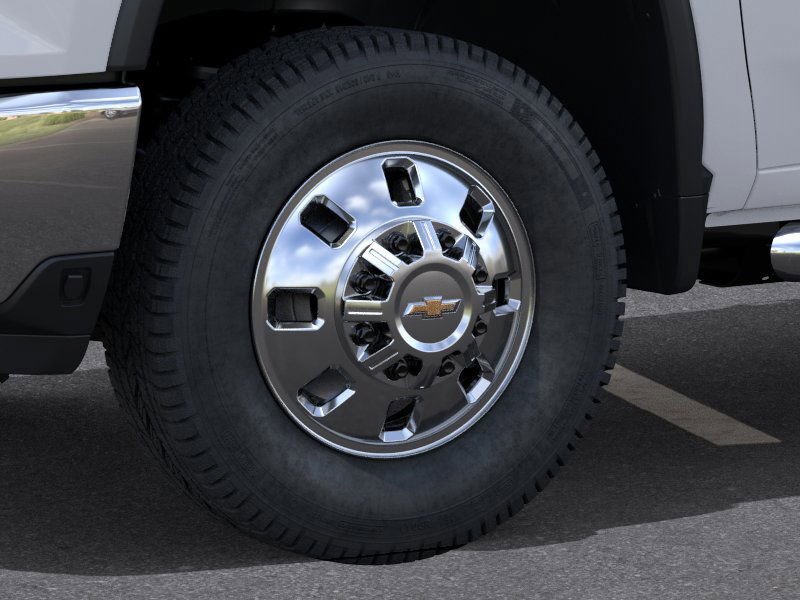 New 2026 Summit White Chevrolet LT DRW image 10