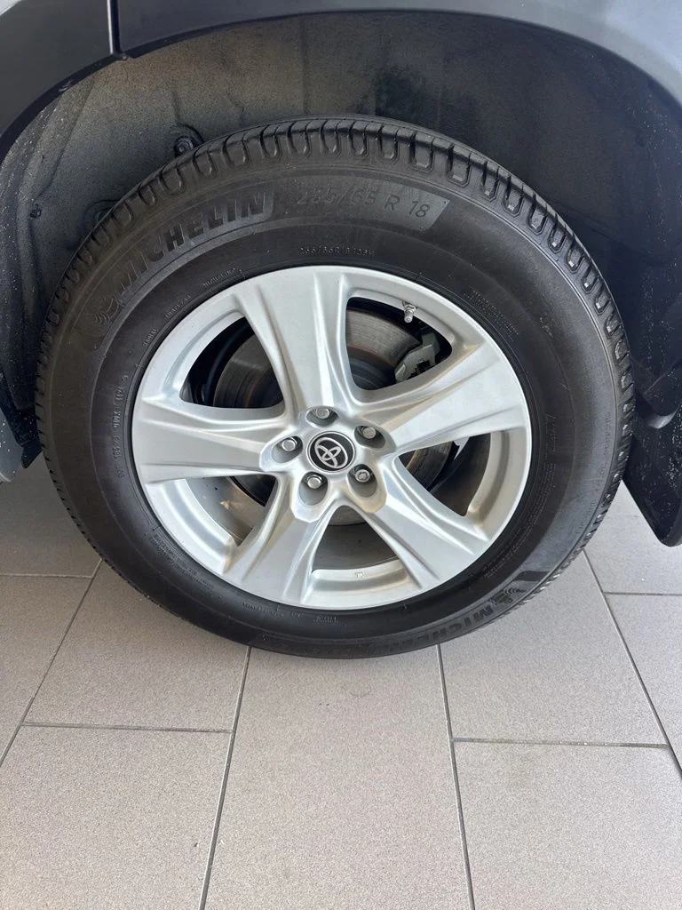 Used 2023 Silver Toyota LE image 18