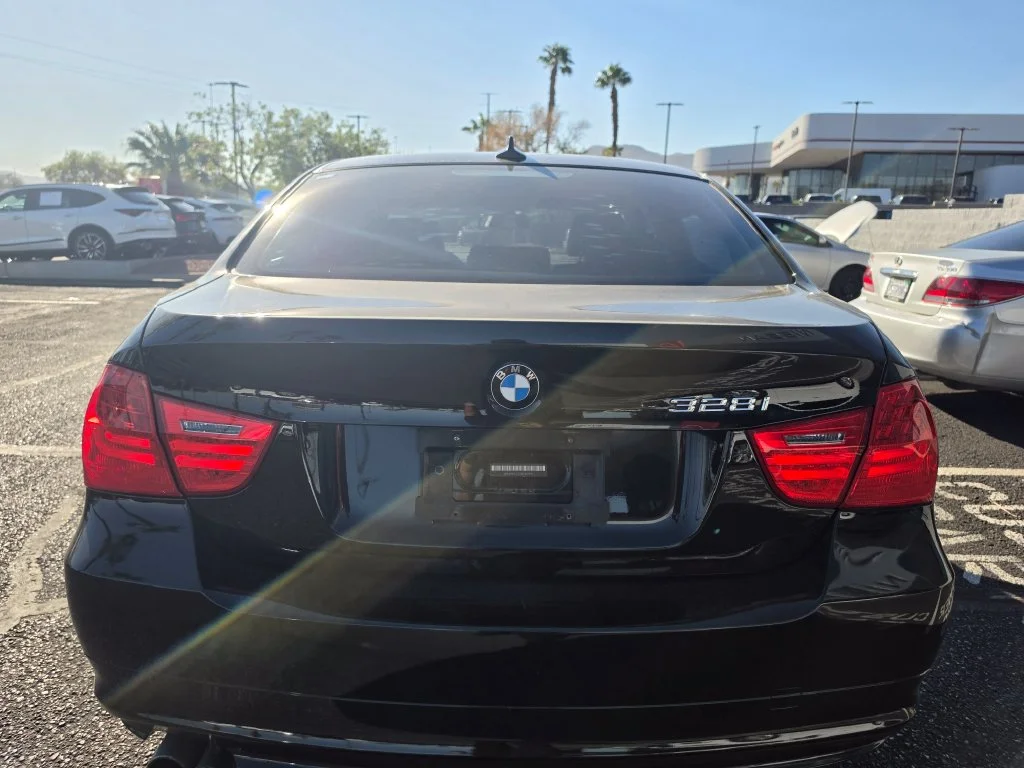 Used 2011 Black BMW 328i image 6