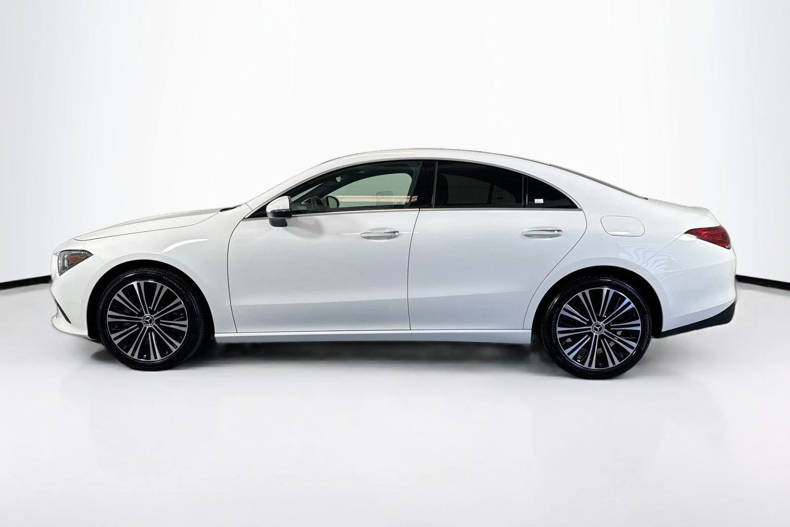 Used 2023 Polar White Mercedes-Benz CLA 250 image 8