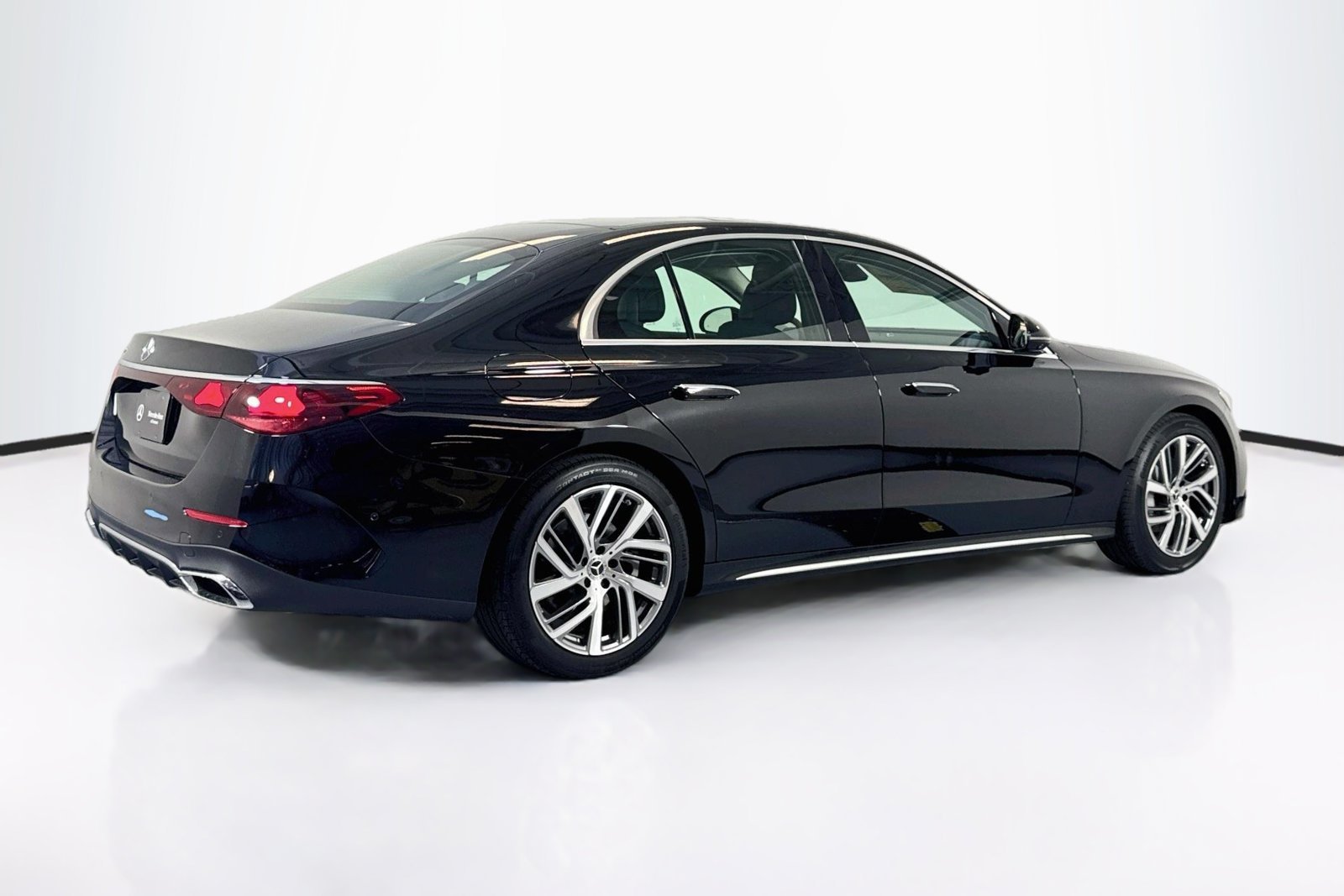 New 2026 Black Mercedes-Benz E 350 image 5