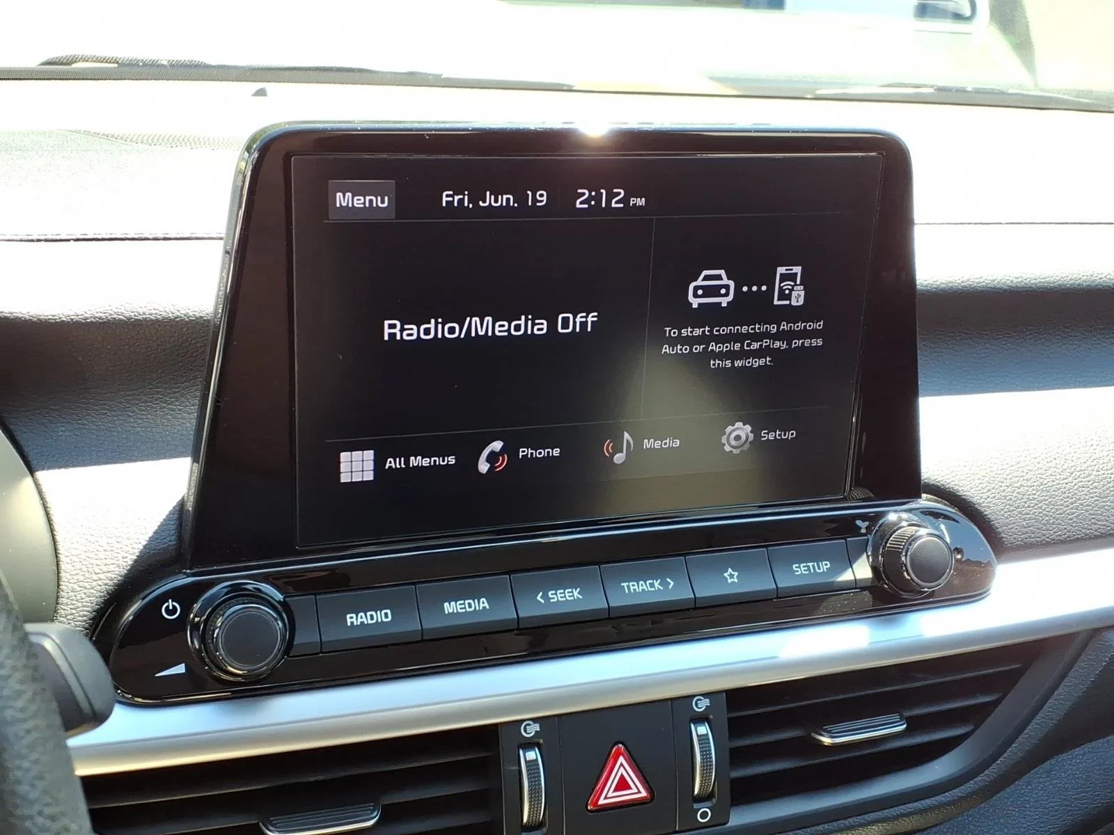 Used 2023 Snow White Pearl Kia LXS image 16