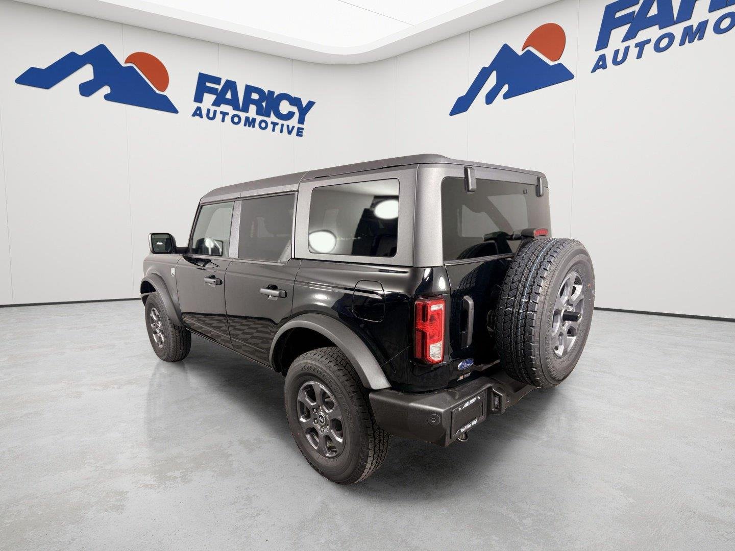 Used 2025 Shadow Black Ford Big Bend image 5