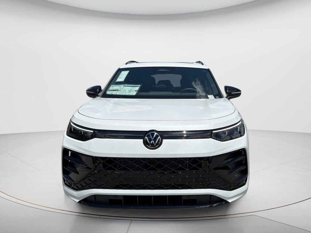 New 2026 Opal White Pearl Volkswagen 2.0T SE R-Line Black image 3