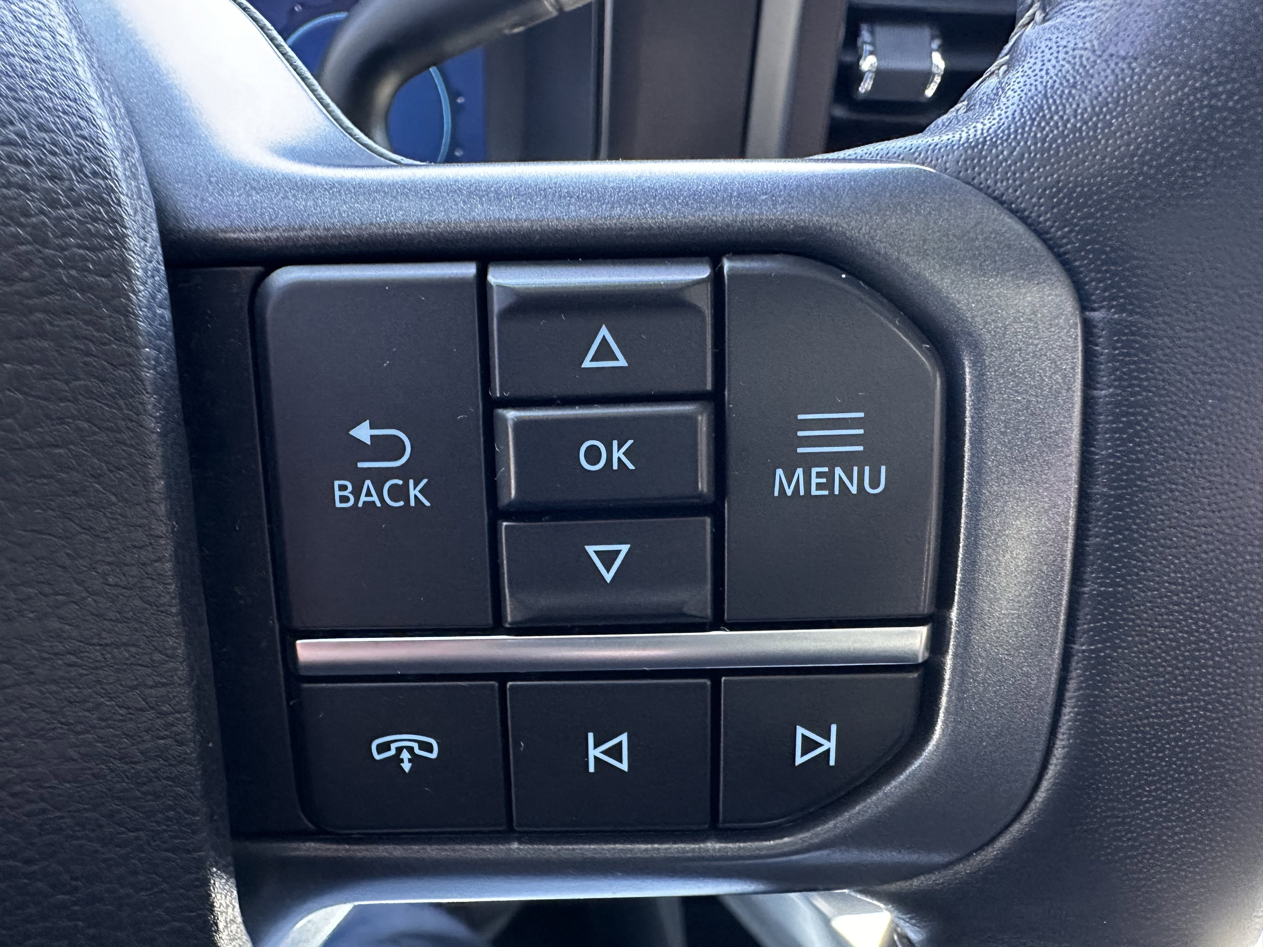 Certified Used 2024 Glacier Gray Metallic Ford LARIAT image 21