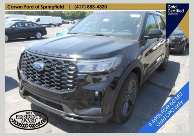 2025 Ford Explorer ST-Line