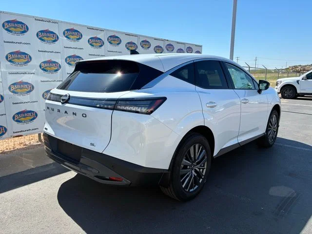 New 2026 Everest White Pearl TriCoat Nissan SL image 4