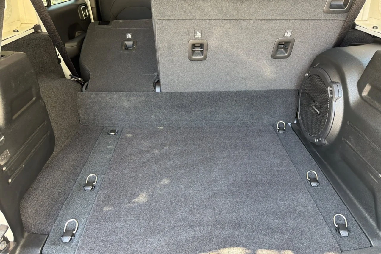 Used 2023 BRIGHT WHITE CLEAR Jeep Rubicon image 14