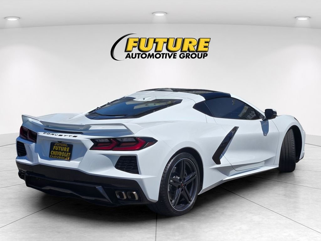 Used 2024 White Chevrolet Stingray image 4