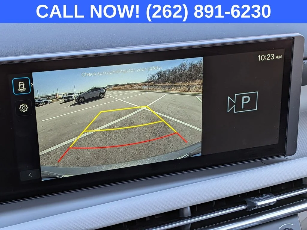 Certified Used 2025 Gray Hyundai SE image 18