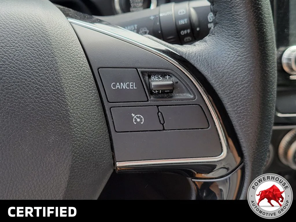Used 2024  Mitsubishi  image 29