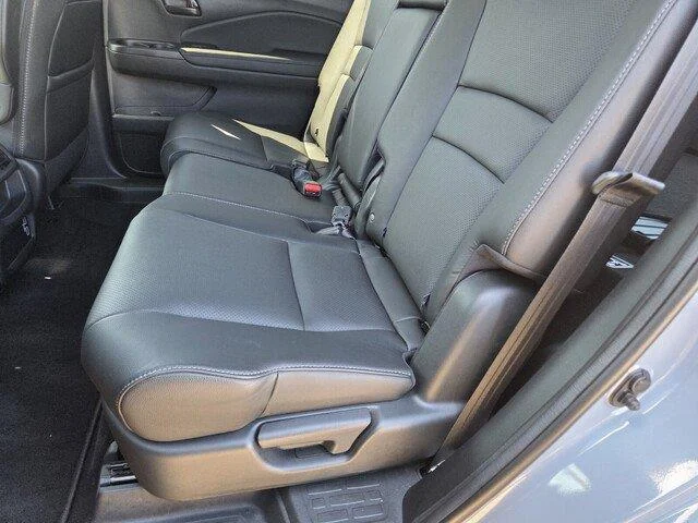 Certified Used 2023 Sonic Gray Pearl Honda EX-L image 24