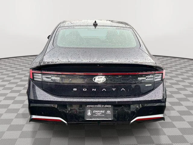 Used 2024 Carbon Blue Hyundai Limited image 3