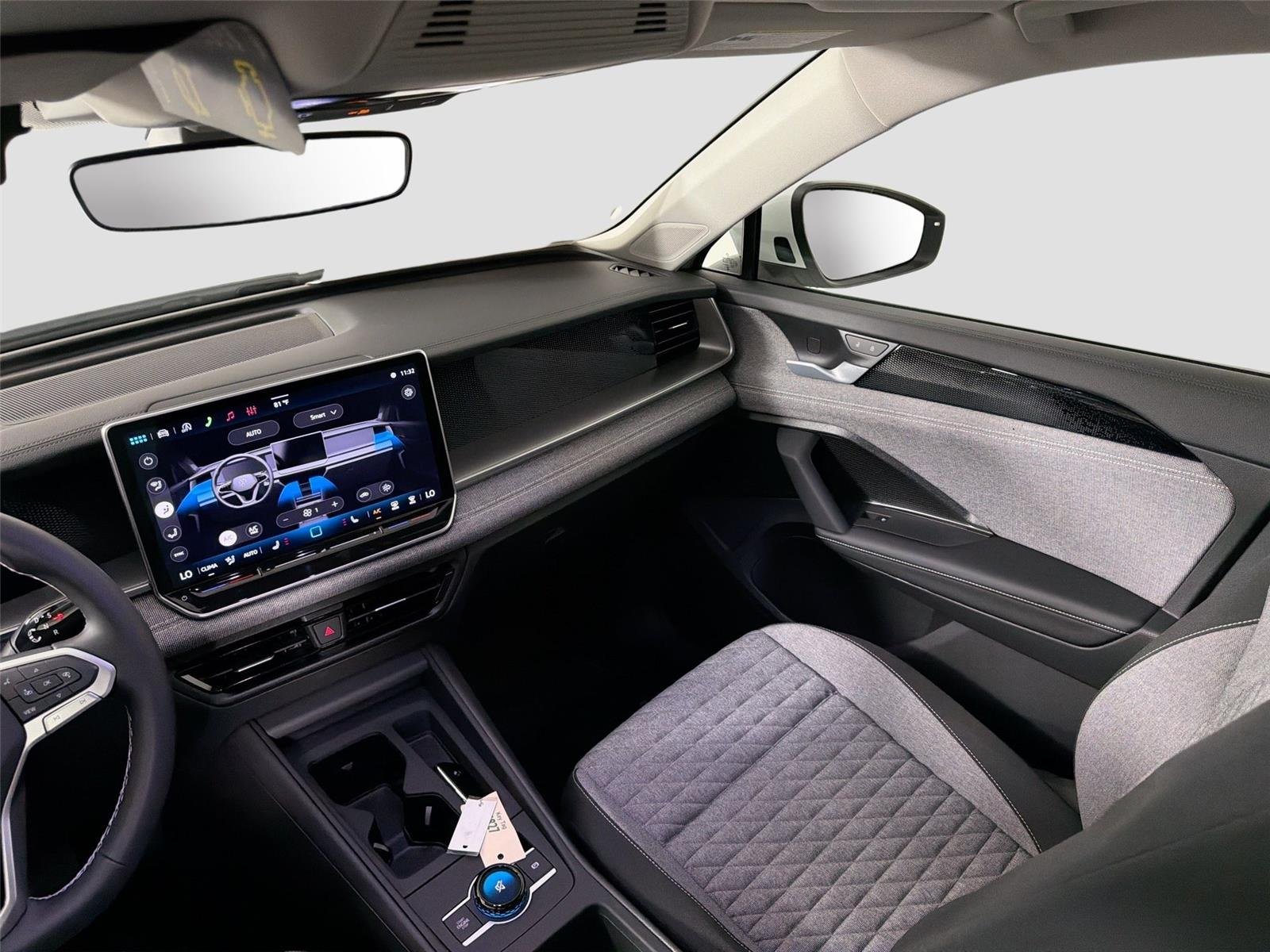 New 2026 Pure White Volkswagen S image 19