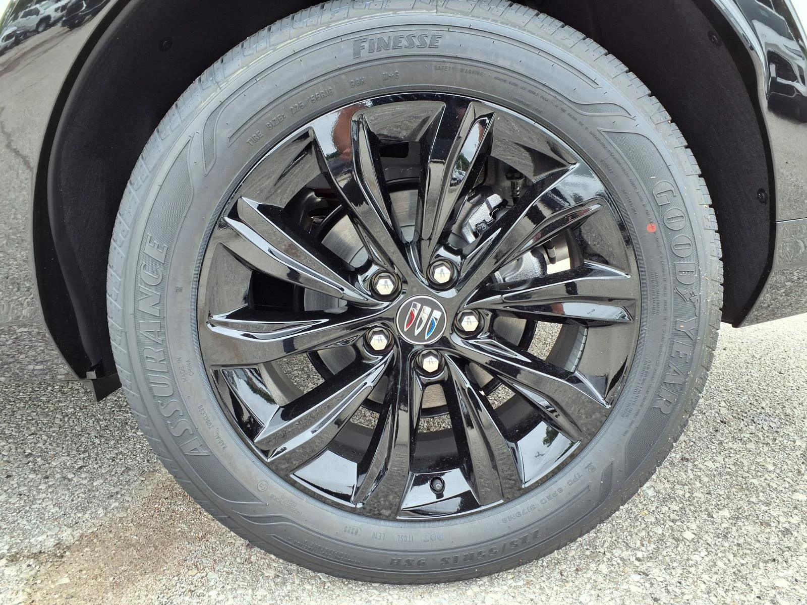 2026 Buick Envista Sport Touring - Photo 23