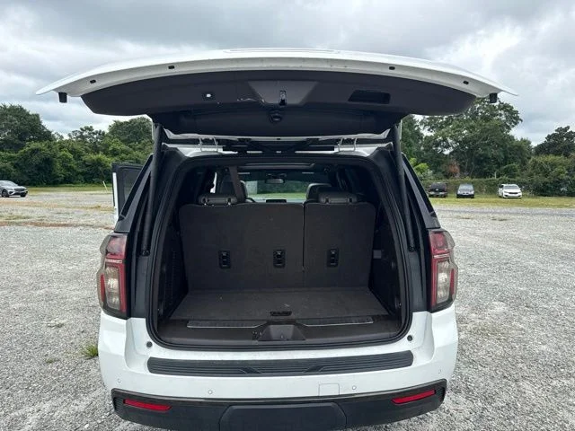 Used 2021 White Chevrolet Z71 image 18