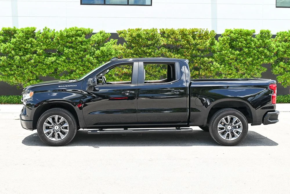 Used 2025 Black Chevrolet RST image 5