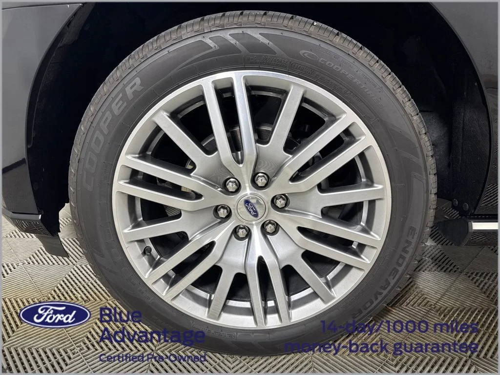 Certified Used 2022 Black Ford Platinum image 15