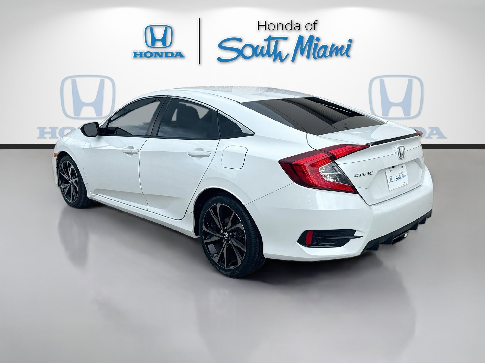 Used 2020 Platinum White Pearl Honda Sport image 5