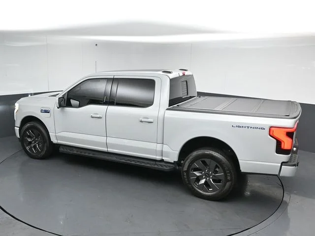 Used 2024 White Ford Lariat image 44