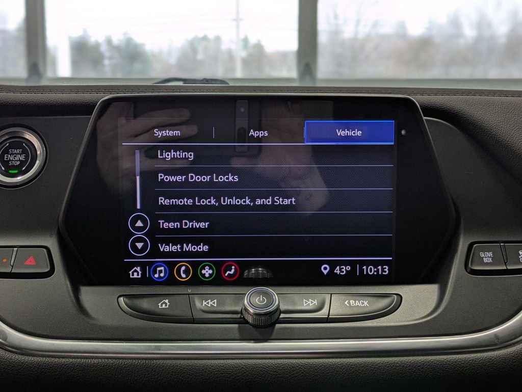 Used 2021 White Chevrolet LT image 26