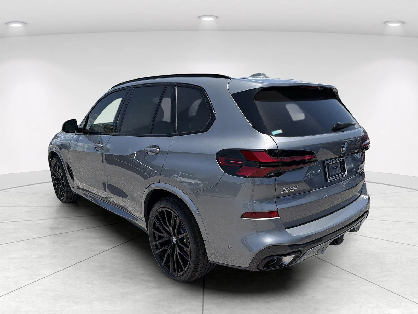 New 2026 Skyscraper Grey Metallic BMW xDrive40i image 6