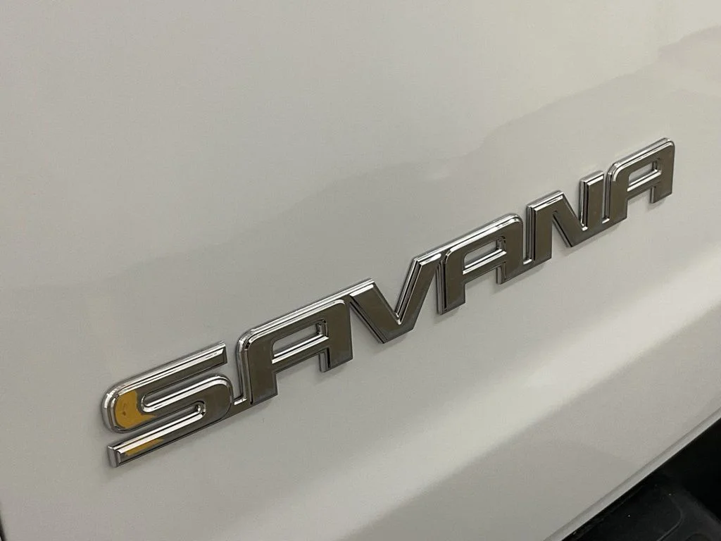 Used 2024 Summit White GMC Work Van image 19