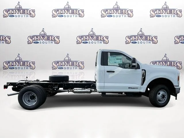 New 2026 White Ford XL image 2