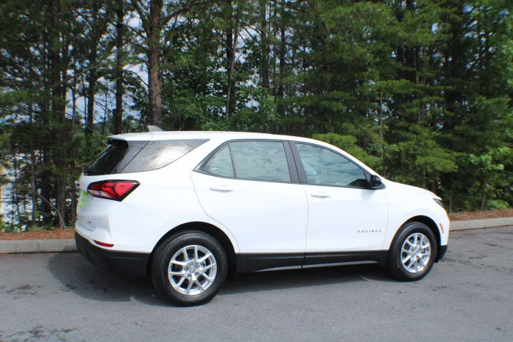 Used 2024 Summit White Chevrolet LS image 2