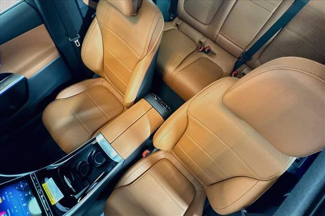 New 2026 Verde Silver Metallic Mercedes-Benz GLC 300 image 49
