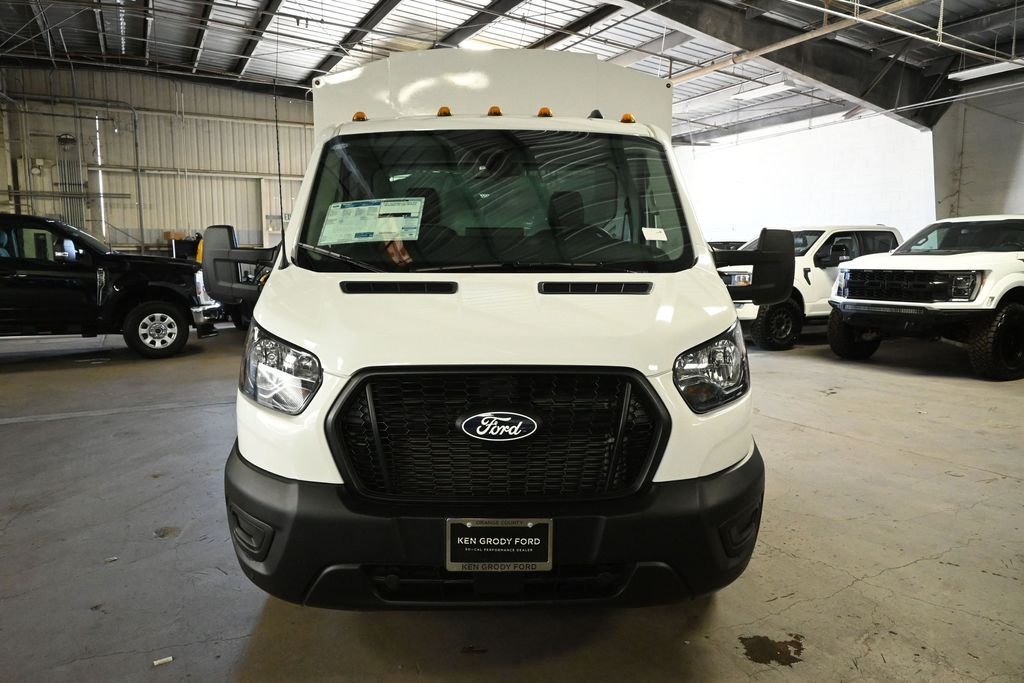 2026 Ford Transit Chassis Cab Base