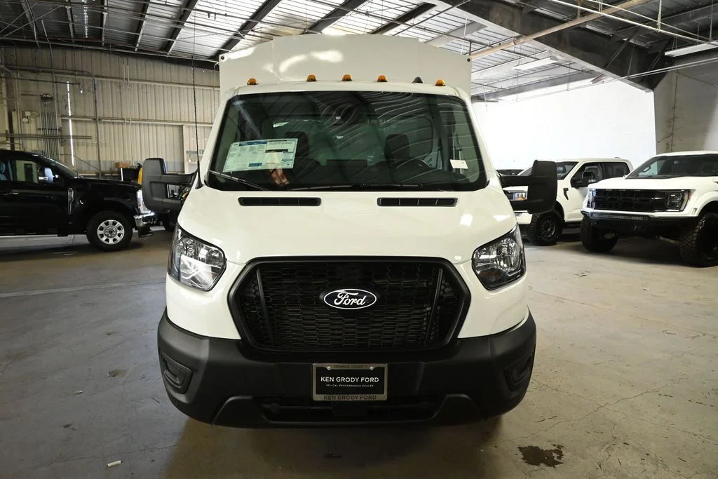 New 2026 White Ford Base image 4