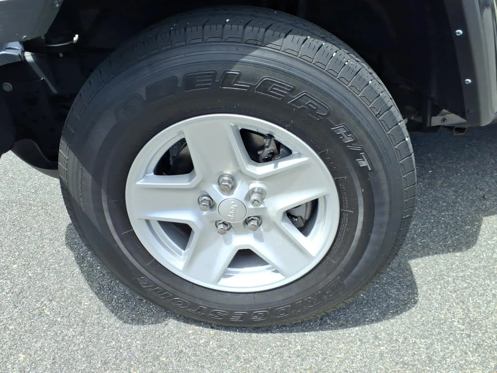 Certified Used 2022 Granite Crystal Met. Clear Coat Jeep Sport S image 13