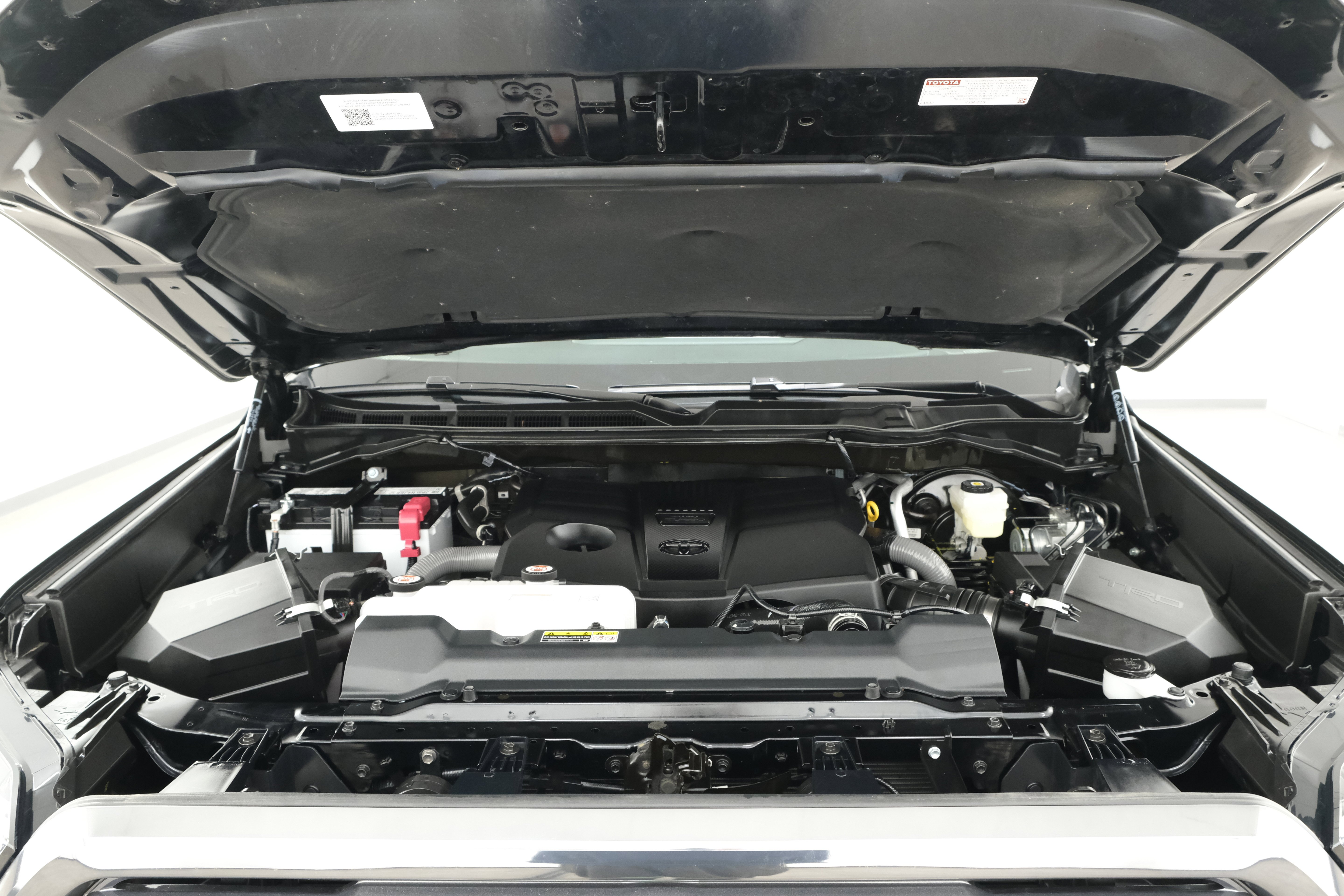 2025 Toyota Tundra Platinum - Photo 46