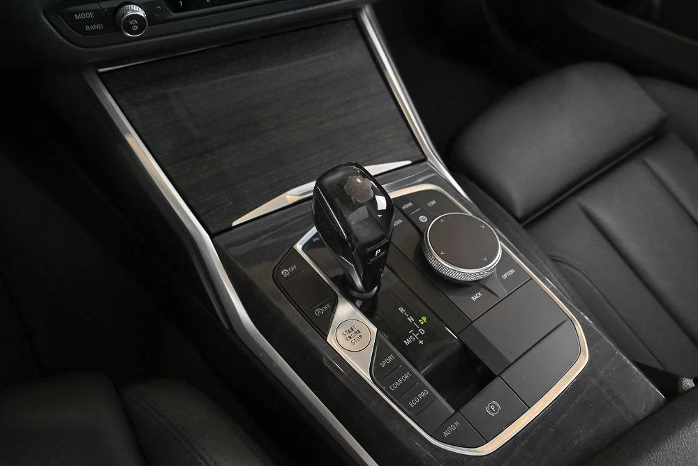 Used 2019 Black BMW 330i image 22