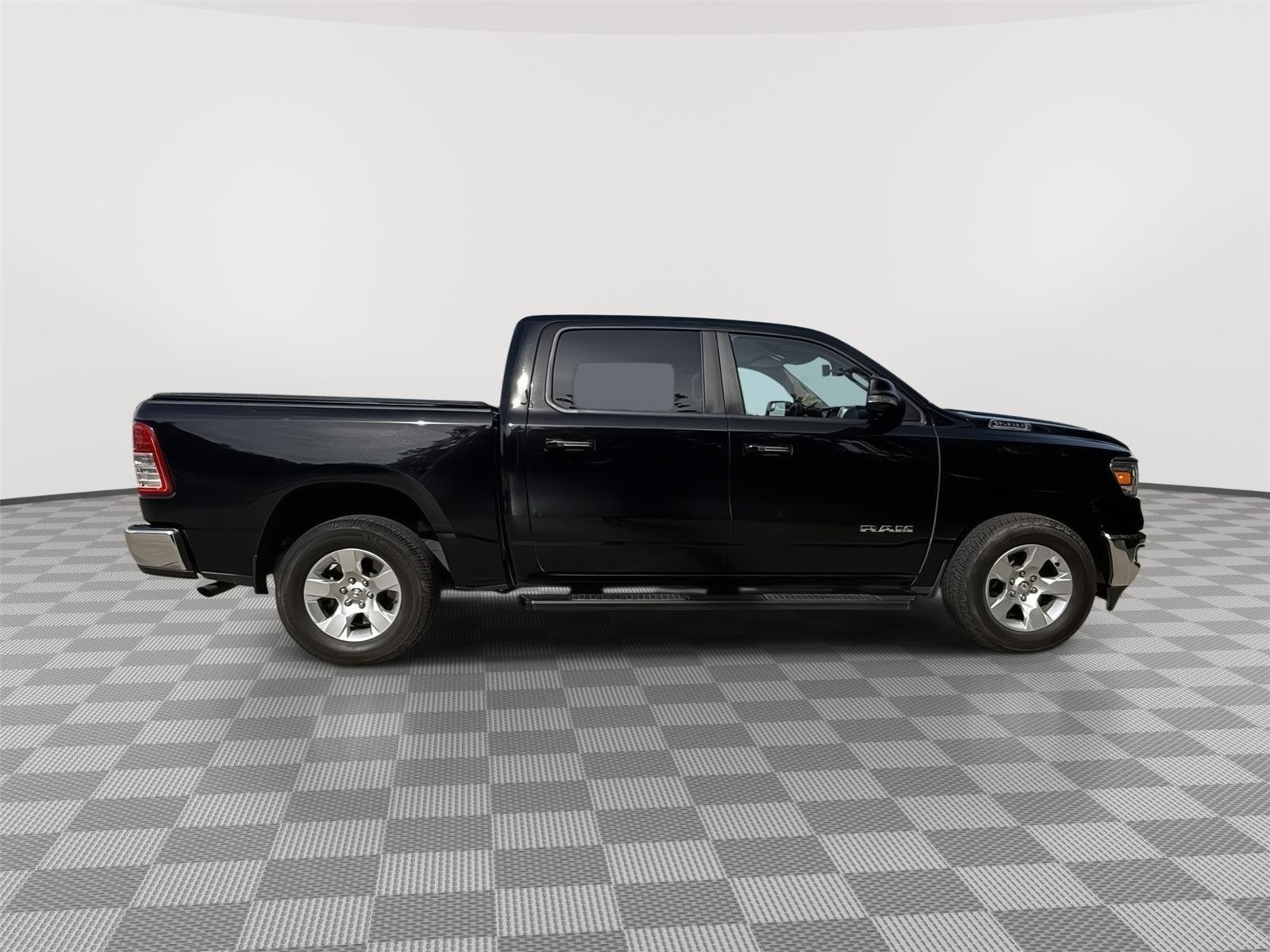 Used 2019 Diamond Black Crystal Pearlcoat Ram Big Horn/Lone Star image 8