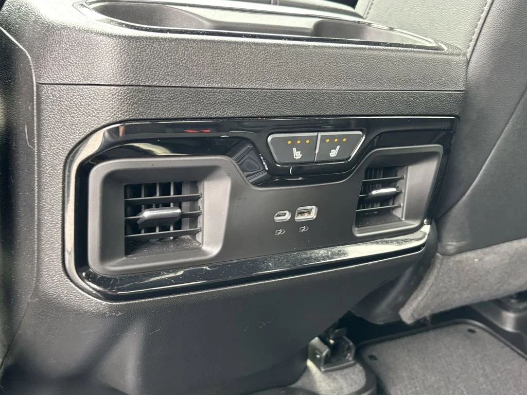 Used 2024 Summit White GMC AT4 image 22