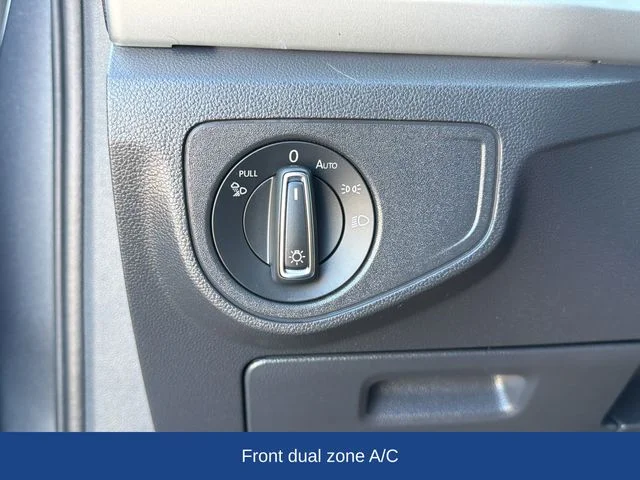 Used 2021  Volkswagen SEL image 14