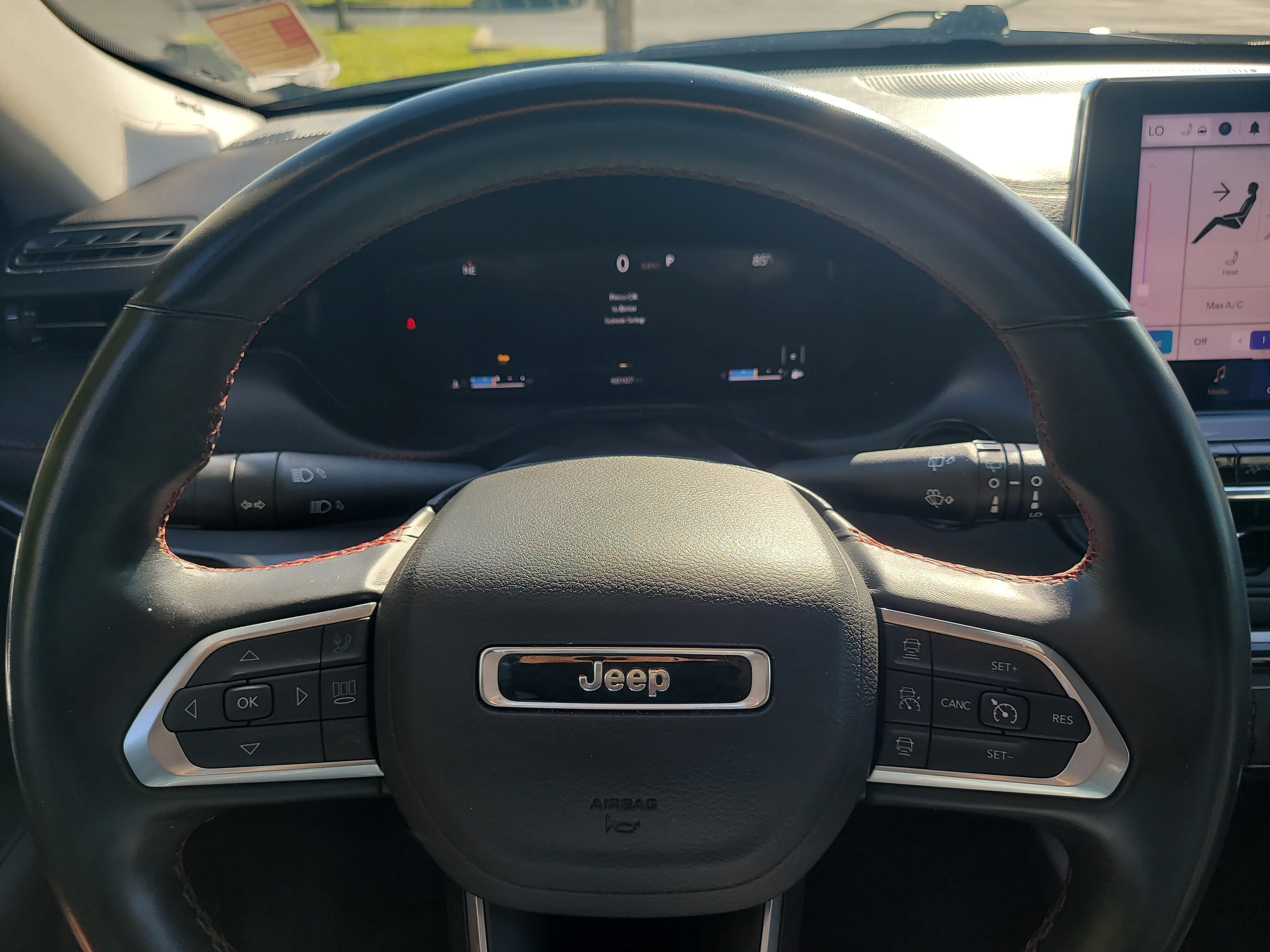 Used 2022 Diamond Black Crystal Pearlcoat Jeep Trailhawk image 29