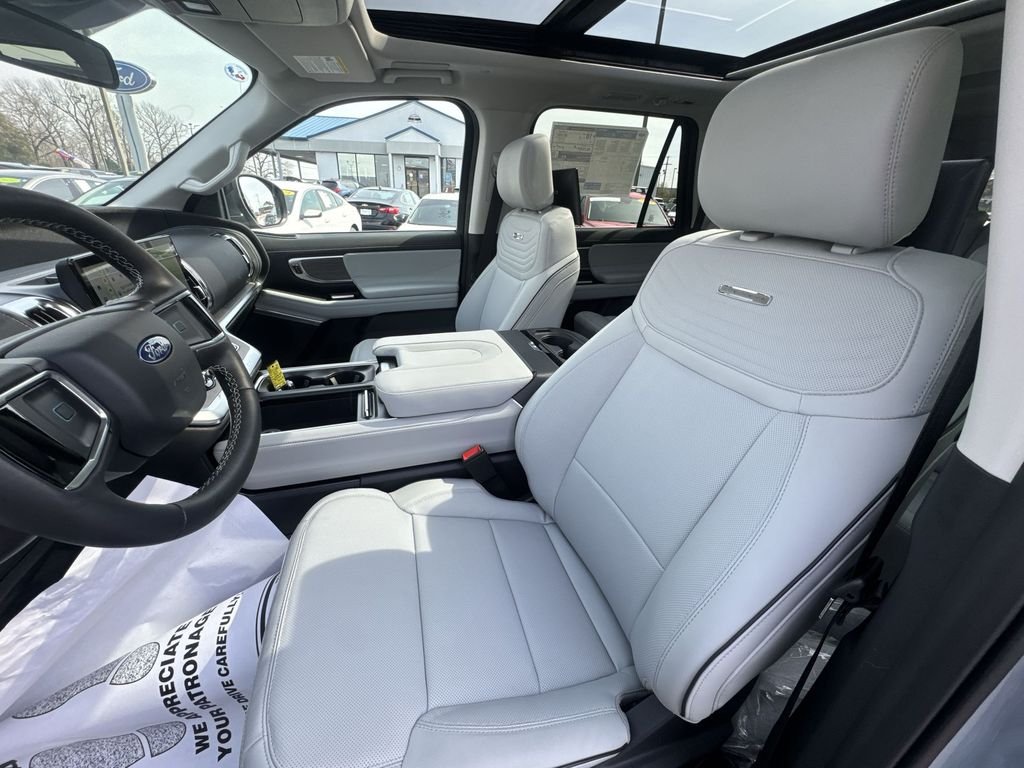 New 2026 Gray Ford Platinum image 11