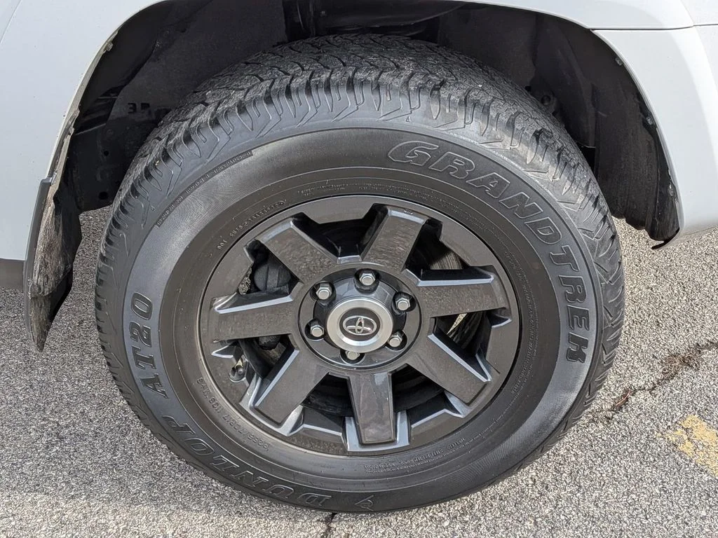 Used 2021 White Toyota Trail image 9
