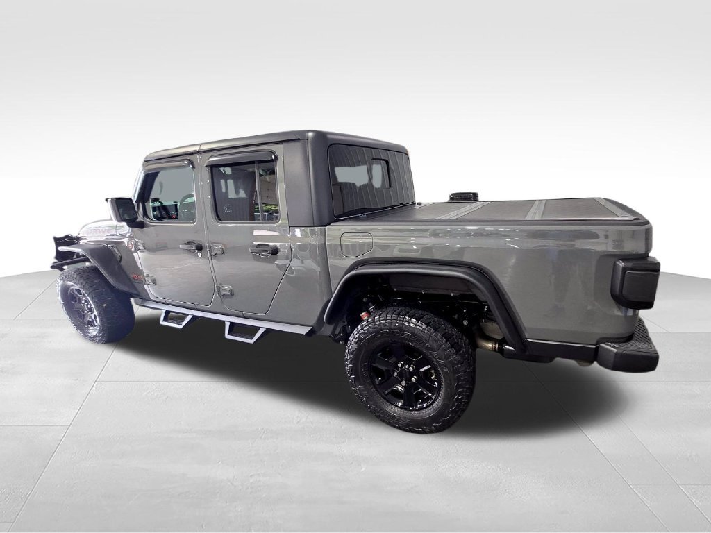 Used 2021 Gray Jeep Mojave image 3
